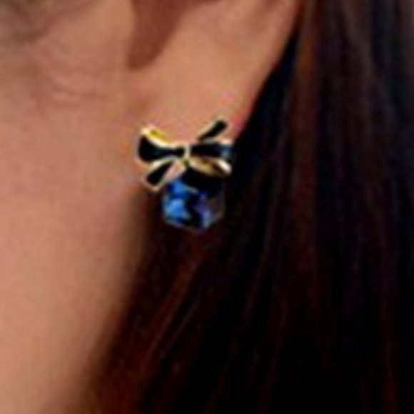 NEW!! GORGEOUS Blue & Gold Bow & Square Gem EARRINGS - Cute Stylish Charming - Picture 2 of 2